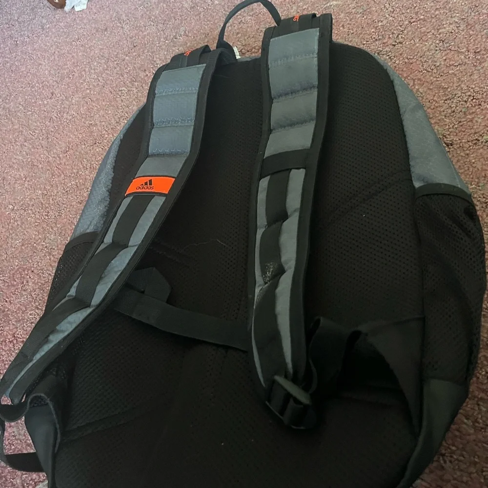 Adidas bag pack - Picture 2 of 2